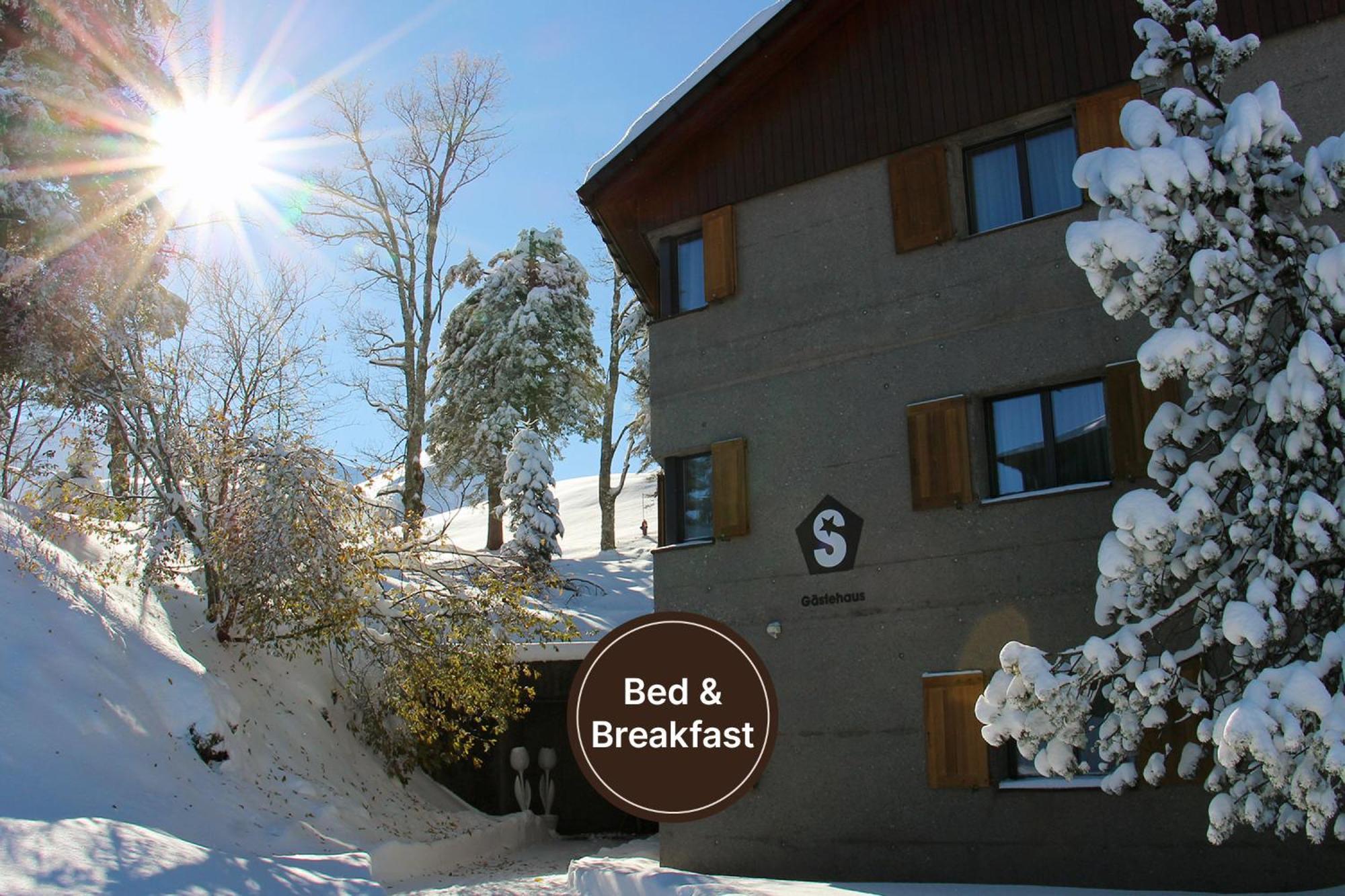 Gaestehaus By Stoos Hotels Eksteriør billede